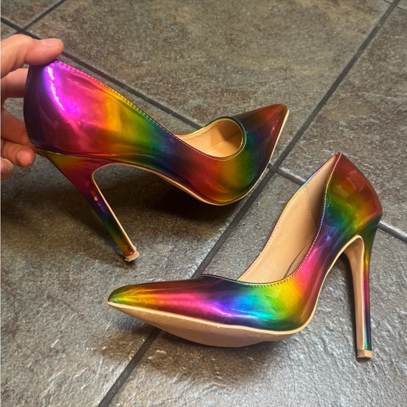 Mackin J Rainbow Heels US7.5 - Picture 6 of 13